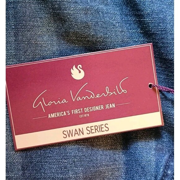 Gloria Vanderbilt Amanda Denim Capri Cropped Jeans 22W Stretch Swan Series New - Picture 13 of 13